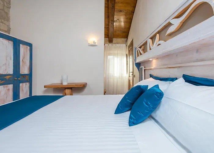 Valle Dell\'Aquila Country House